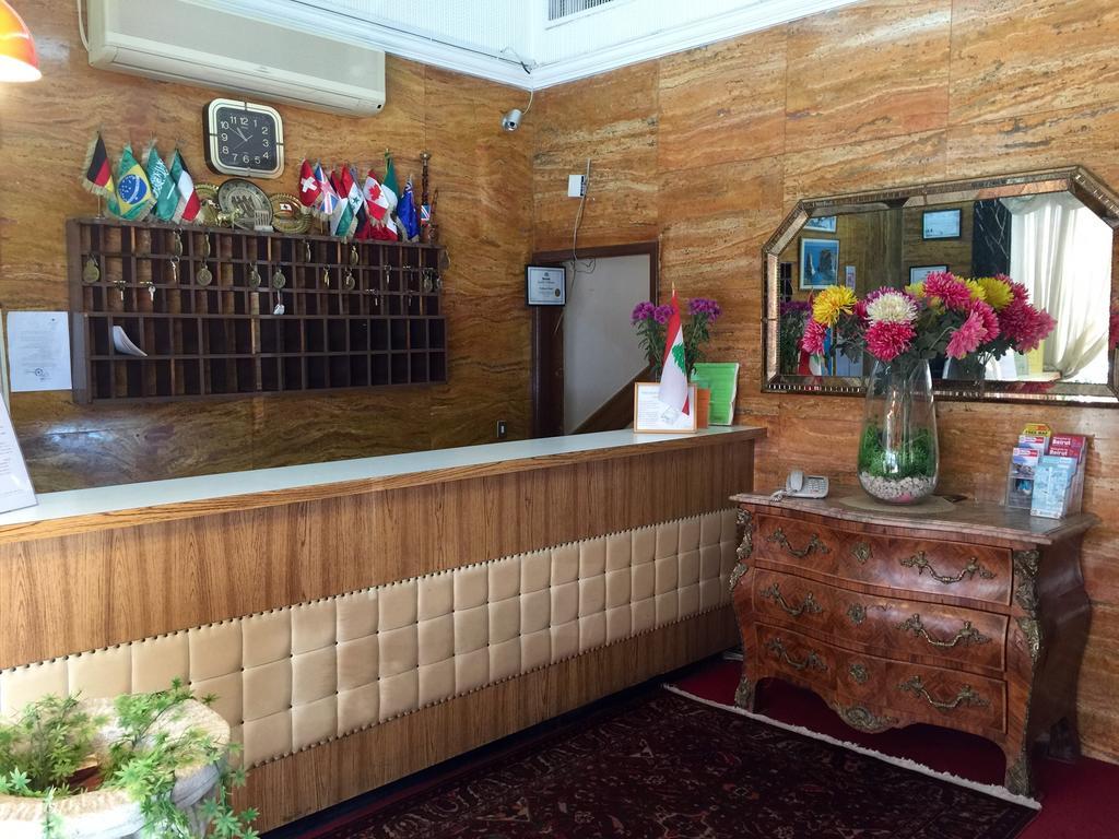 Embassy Hotel 3*