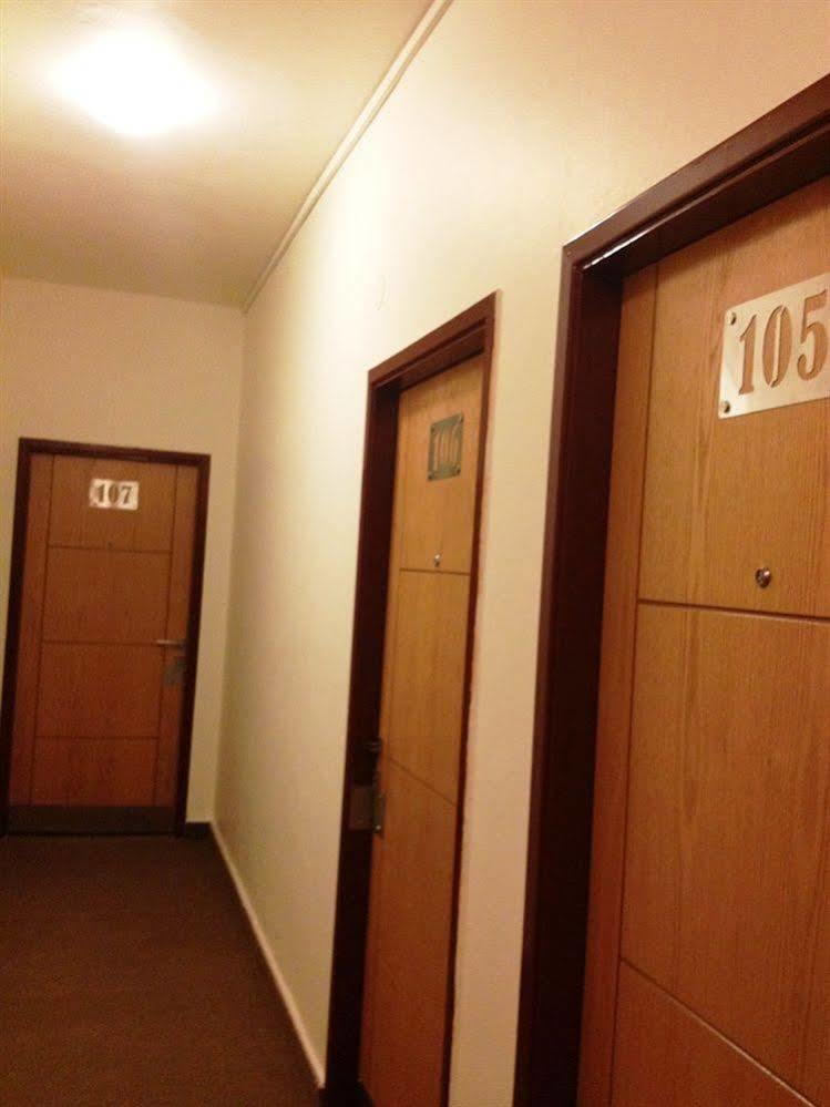 Embassy Hotel 3*